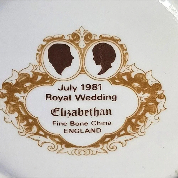 Vtg 1981 Royal Mug Prince of Wales & Lady Diana Spencer Elizabethan Bone China - Picture 9 of 11